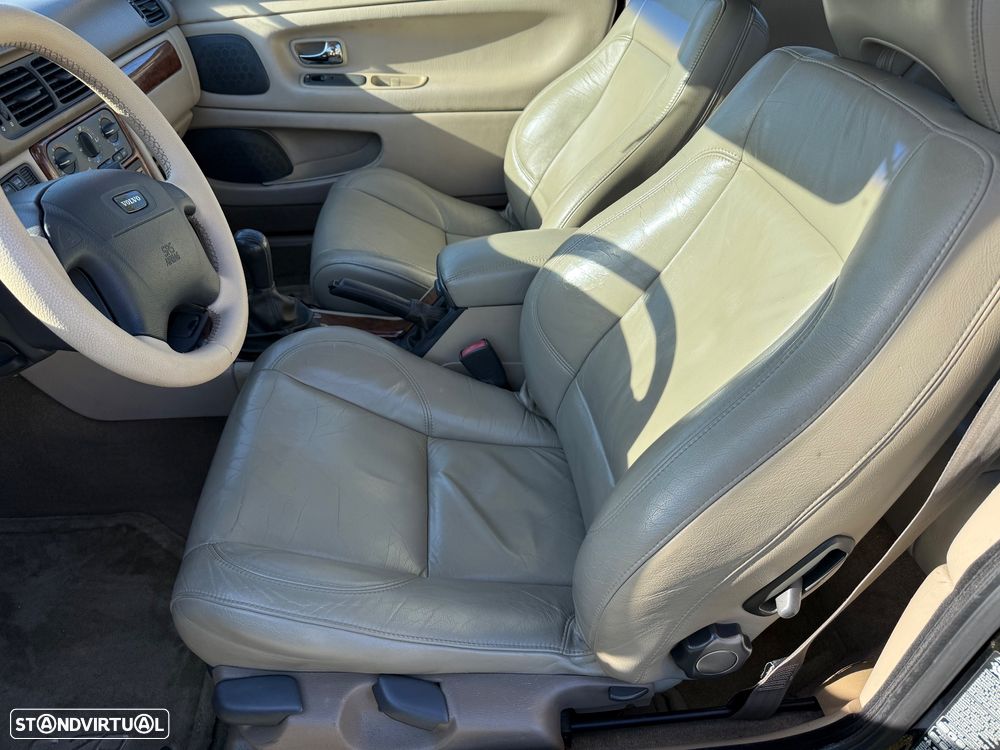 Volvo C70 Coupé 2.0 LT - 11