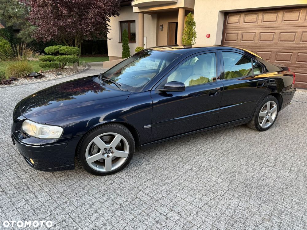 Volvo S60 2.5 R AWD - 2