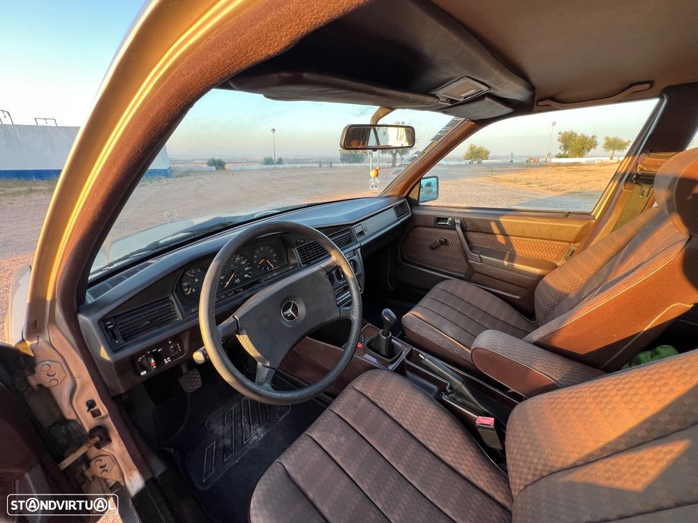 Mercedes-Benz A 190 - 11