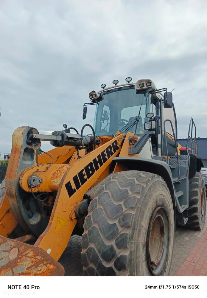Liebherr L566 - 7