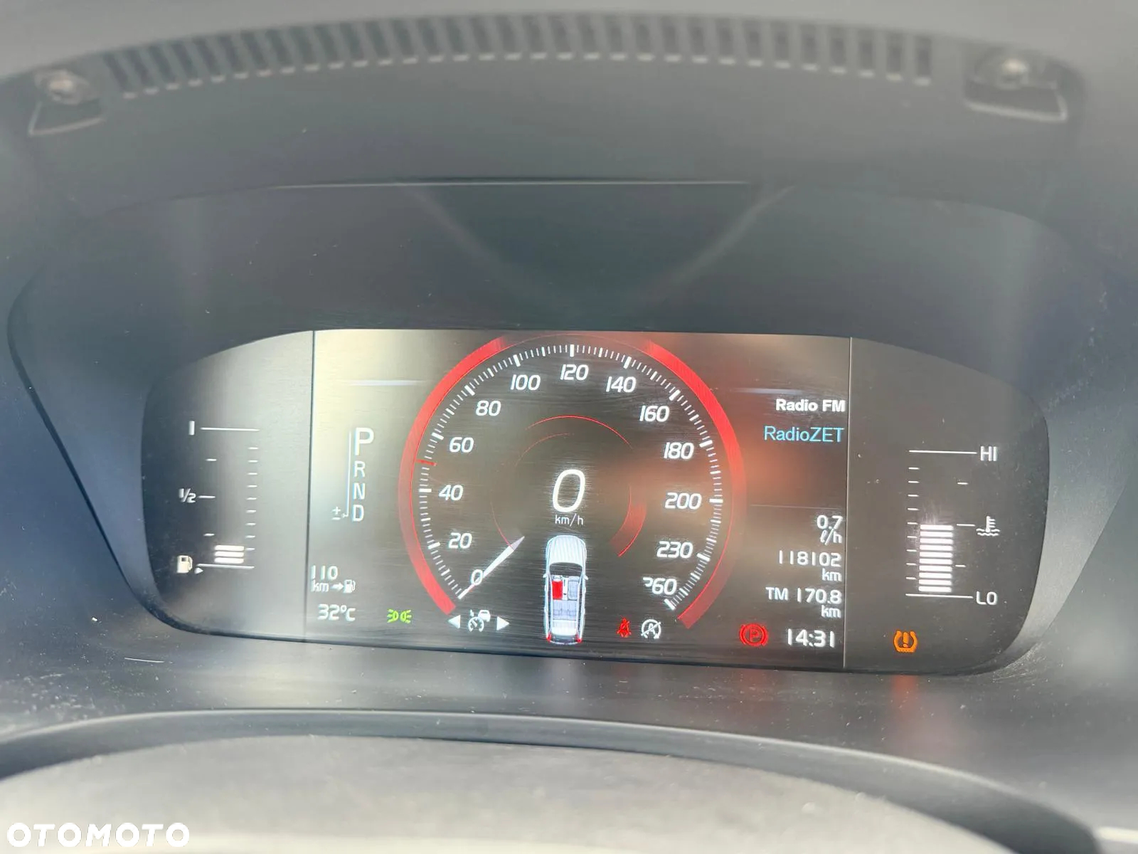 Volvo V90 Cross Country D4 AWD - 22