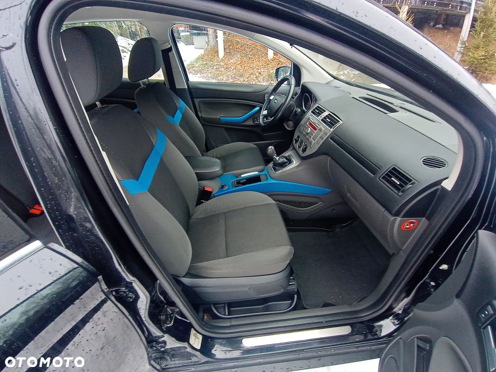 Ford Kuga 2.0 TDCi 2x4 Trend - 22