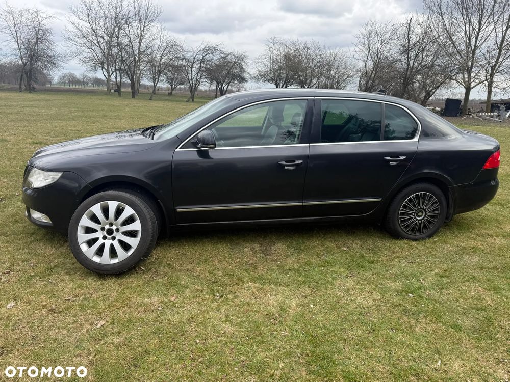 Skoda Superb 2.0 TDI Elegance - 15