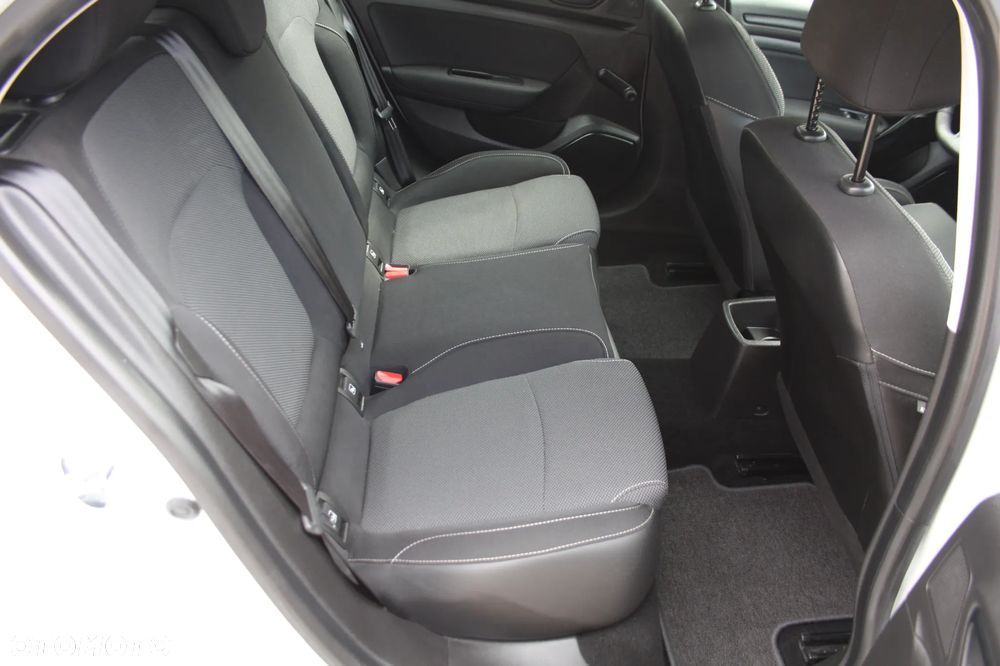 Renault Megane ENERGY TCe 100 LIMITED - 10