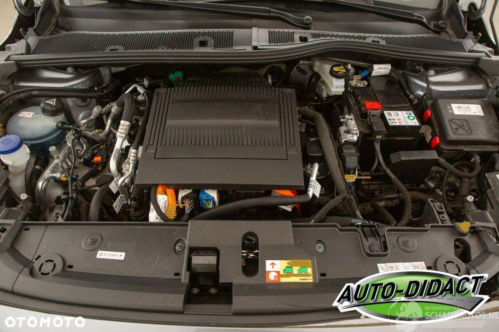 Peugeot 208 Elektromotor 136 Allure Pack - 38