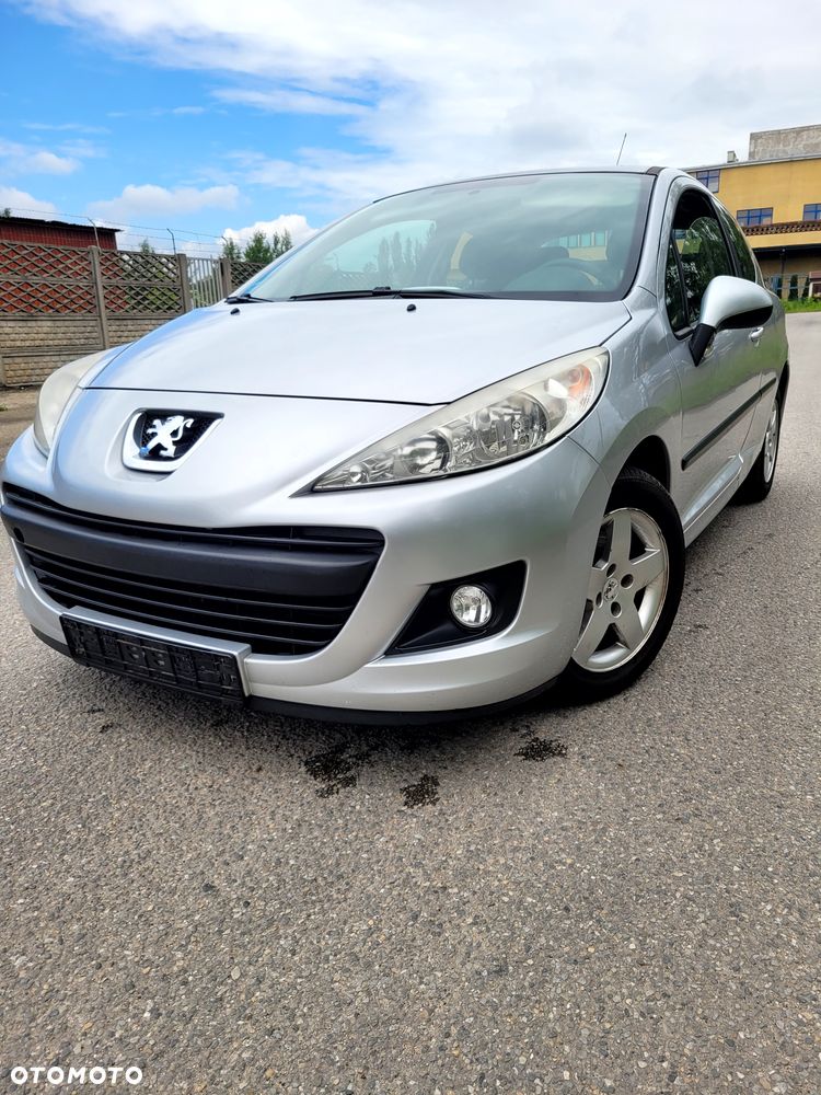 Peugeot 207 1.4 16V Trendy - 3