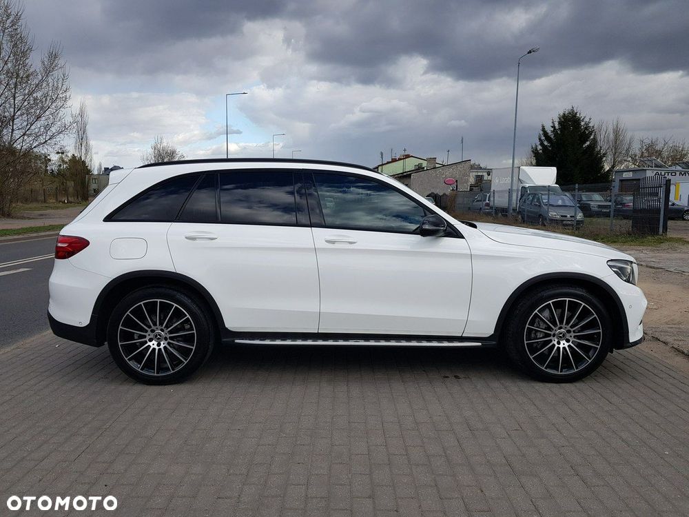 Mercedes-Benz GLC 220 d 4-Matic - 4