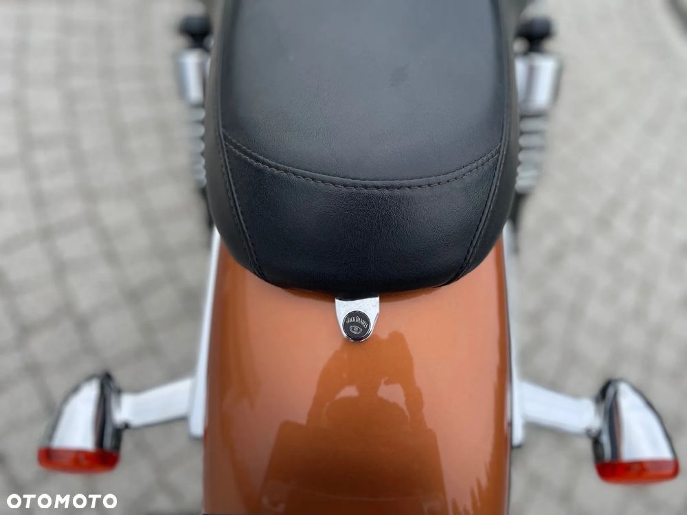 Harley-Davidson Dyna - 7