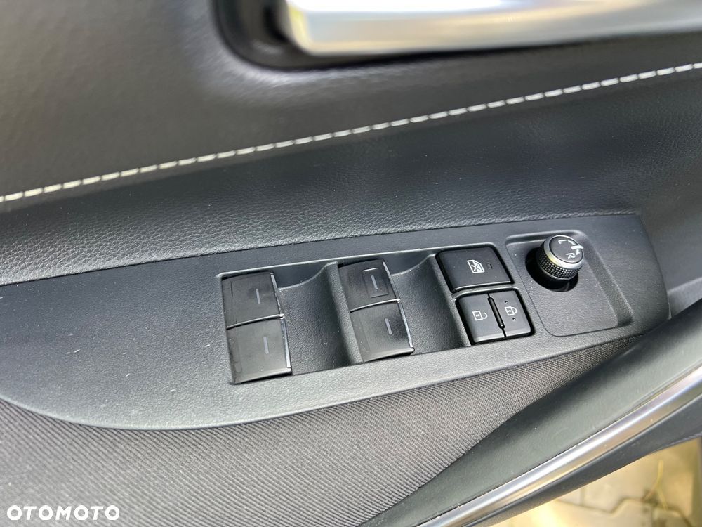 Toyota Corolla 1.8 Hybrid GPF Comfort - 14