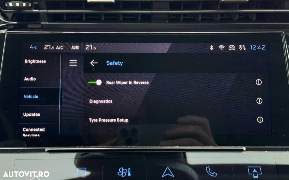 Peugeot 308 1.5L BlueHDI 130 S&S EAT8 Allure - 31