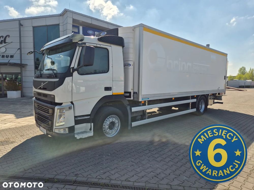 Volvo FM 340 4X2 / CHŁODNIA IZOTERMA / CARRIER VECTOR i350 / WINDA 2500KG / BEZWYPADKOWY / 1 WŁ / EURO 6 / AUTOMAT / IDEALNY / 9000KG ŁADOWNOŚĆ / WEBASTO - 2