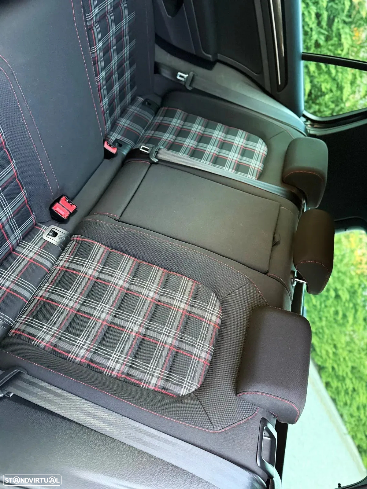 VW Golf 2.0 TSi GTi DSG Performance - 21