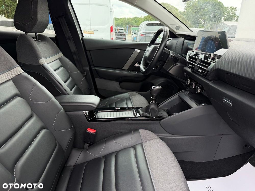 Citroën C4 1.2 PureTech Shine S&S - 26