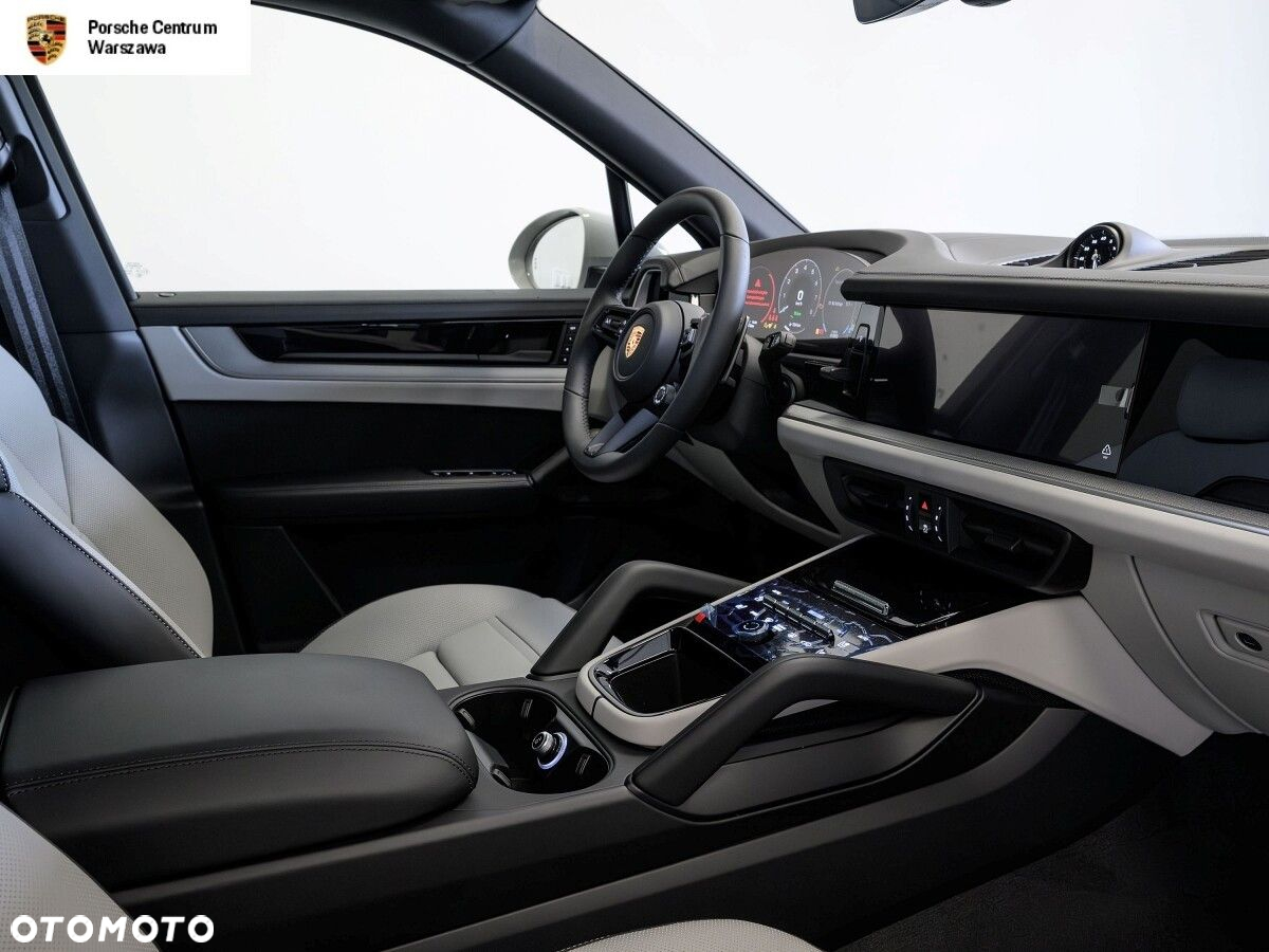 Porsche Cayenne - 13