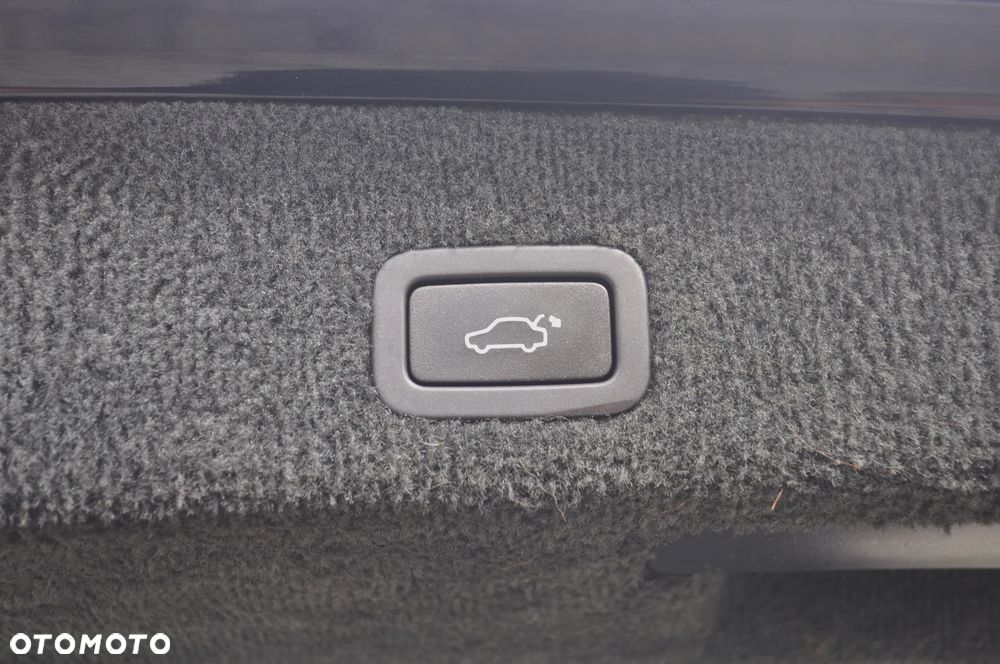 Volvo XC 70 D5 AWD Geartronic Black Edition - 10