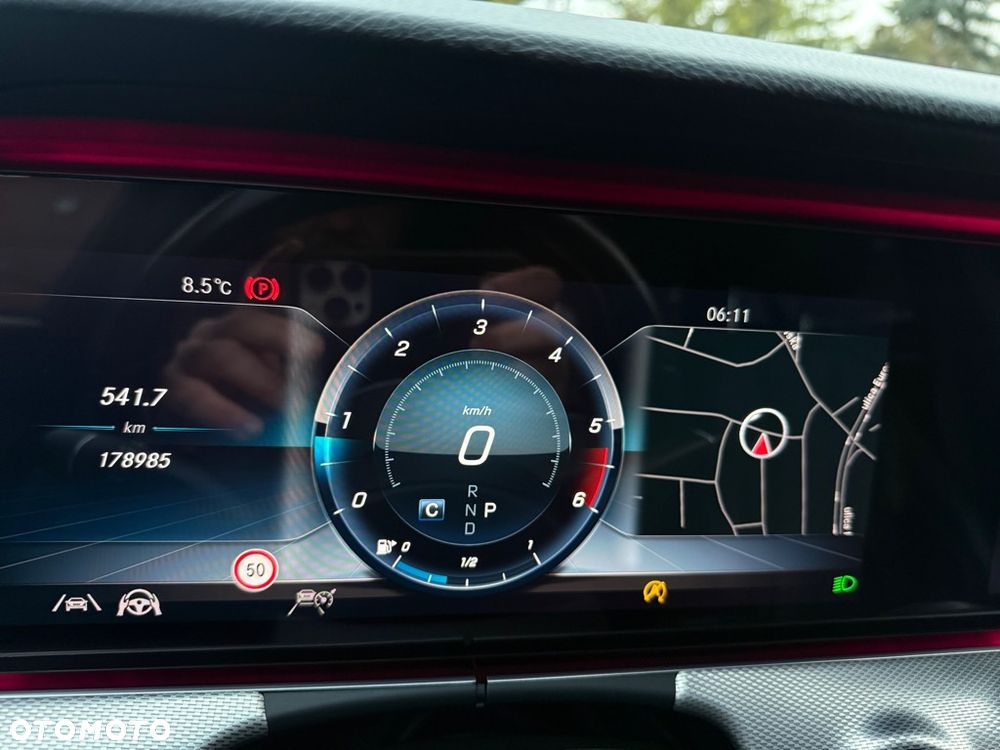 Mercedes-Benz Klasa E 220 d 4-Matic Exclusive - 23
