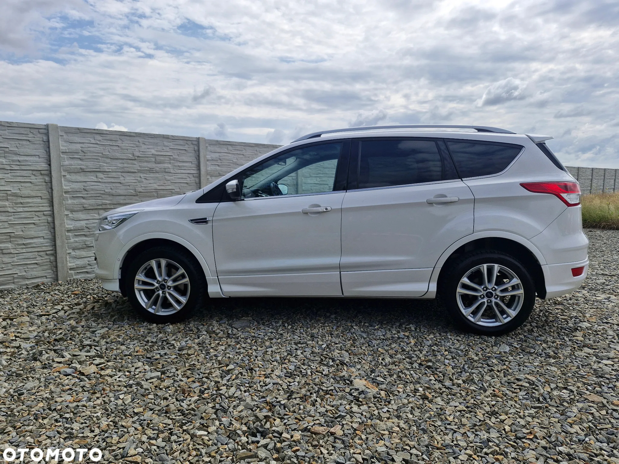 Ford Kuga 2.0 TDCi AWD Titanium - 8