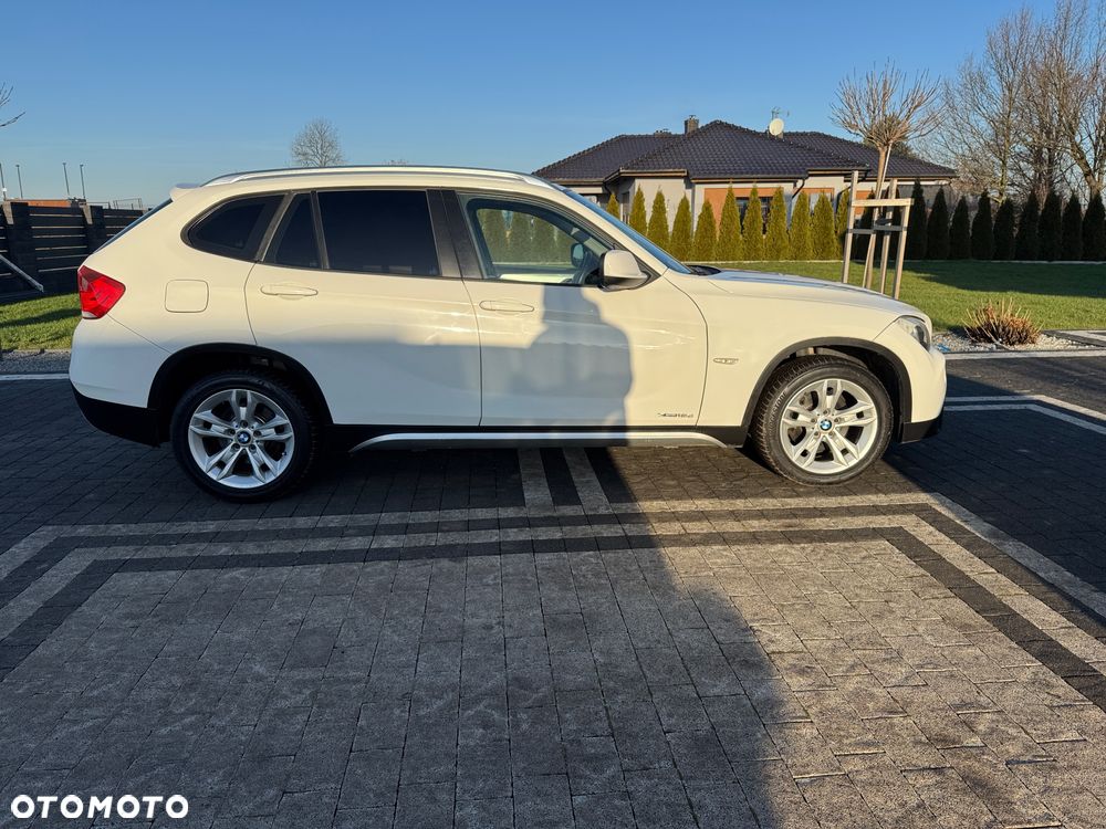 BMW X1 xDrive18d xLine - 11