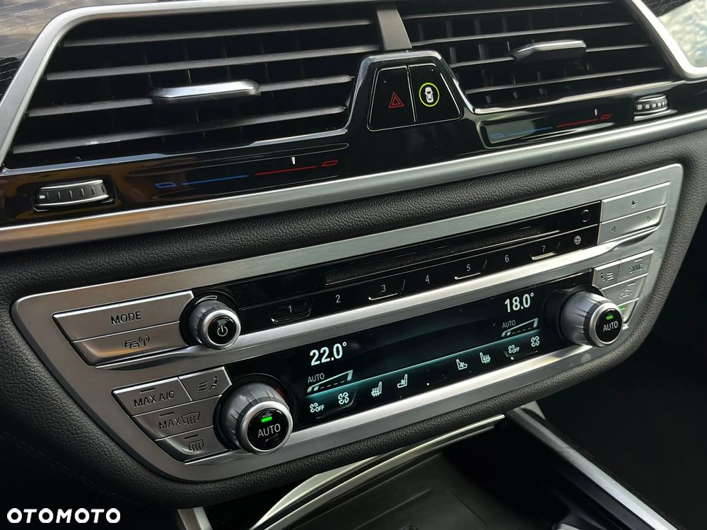 BMW Seria 7 730d xDrive - 25