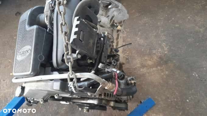 Silnik Chevrolet vortec 4.2 benzyna kompletny - 1