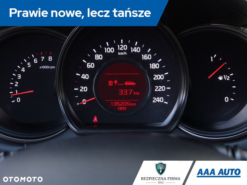 Kia Ceed - 12