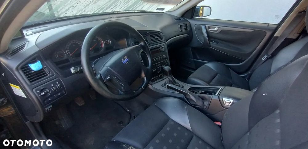 Volvo V70 2.4 - 4