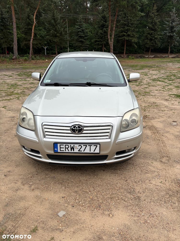Toyota Avensis 2.0 VVT-i Sol - 1