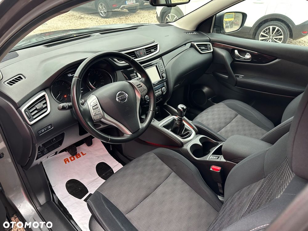 Nissan Qashqai 1.6 DCi N-Connecta EU6 - 24