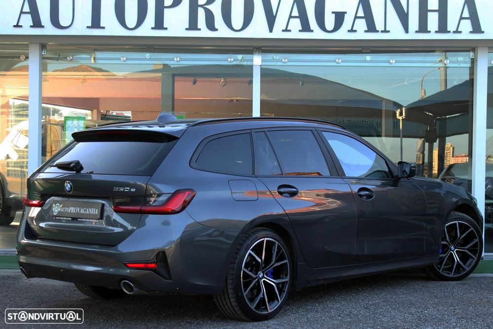 BMW 330 e Touring Auto - 37