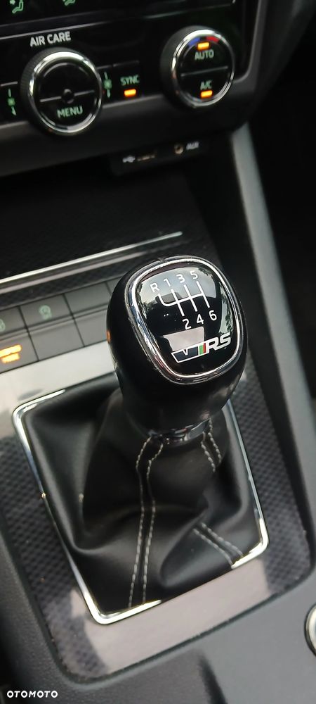 Skoda Octavia 2.0 TDI RS - 19