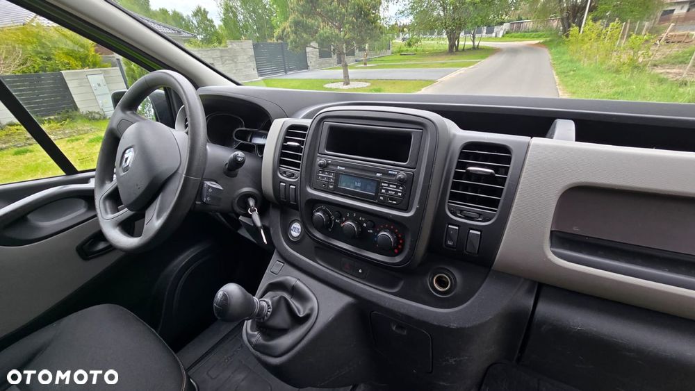 Renault Trafic - 18