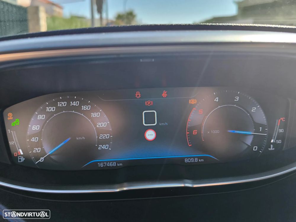 Peugeot 3008 1.5 BlueHDi GT Line - 9