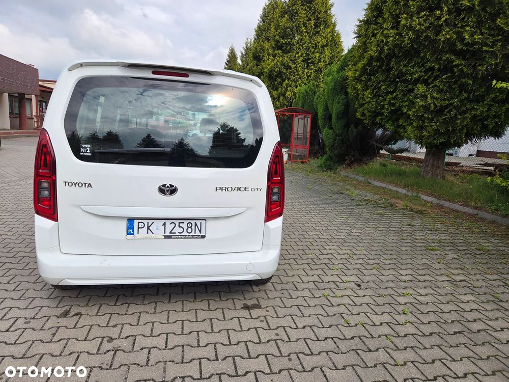 Toyota Proace City Verso 1.2 D-4T Business - 6