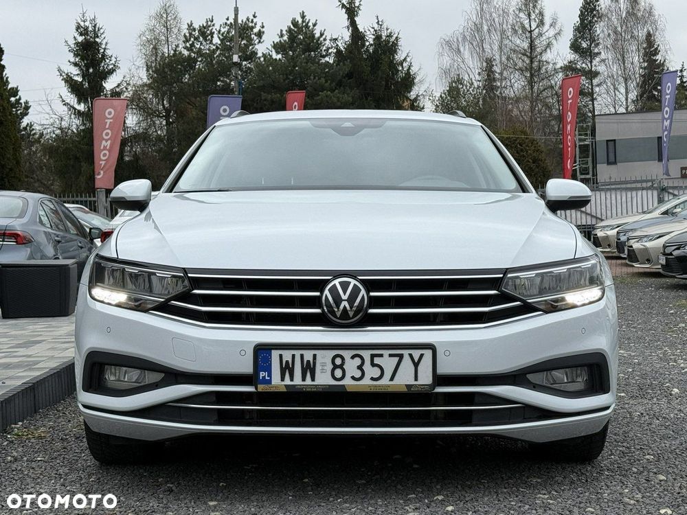 Volkswagen Passat - 4