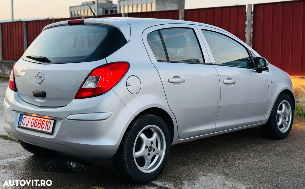 Opel Corsa 1.2i Enjoy - 4