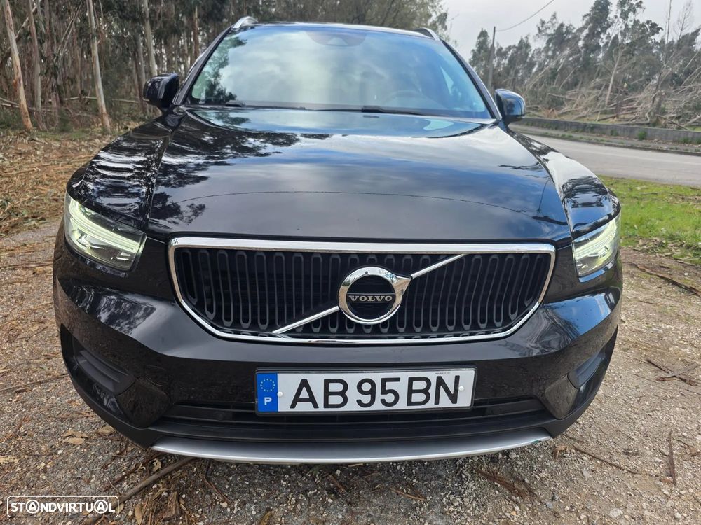 Volvo XC 40 2.0 D3 Momentum Core - 3