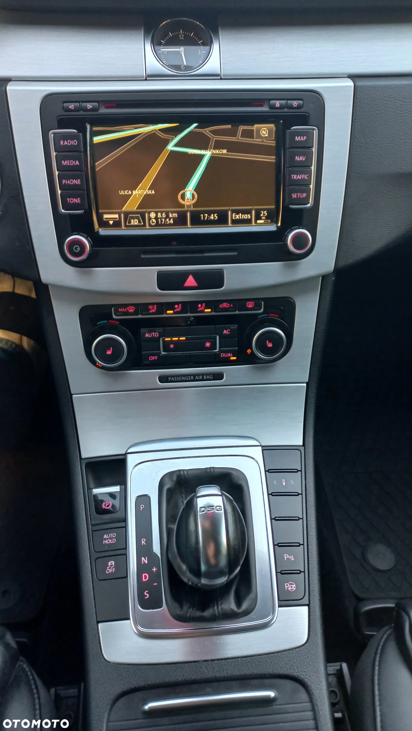 Volkswagen Passat 2.0 TSI Highline DSG - 13