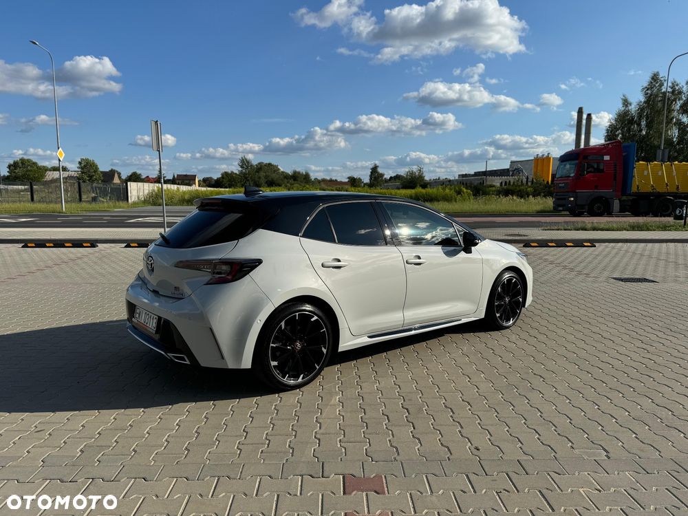 Toyota Corolla 2.0 Hybrid GR Sport - 3