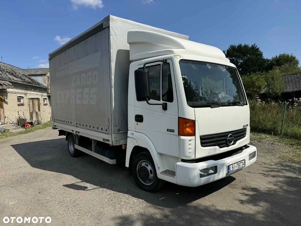 Nissan Atleon - 2