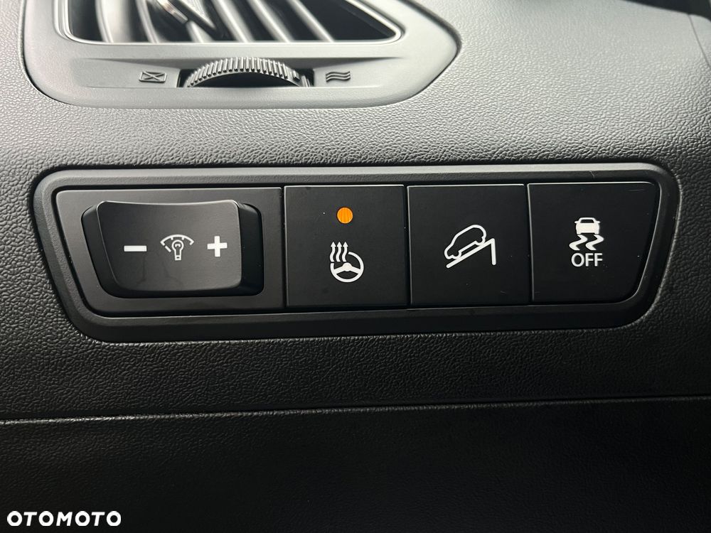 Hyundai ix35 2.0 CRDi 4WD Fifa World Cup Gold Edition - 22