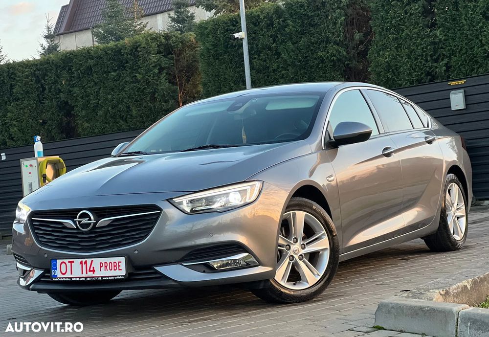 Opel Insignia Sports Tourer 1.6 ECOTEC Diesel Business Innovation - 2