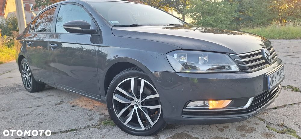 Volkswagen Passat - 10
