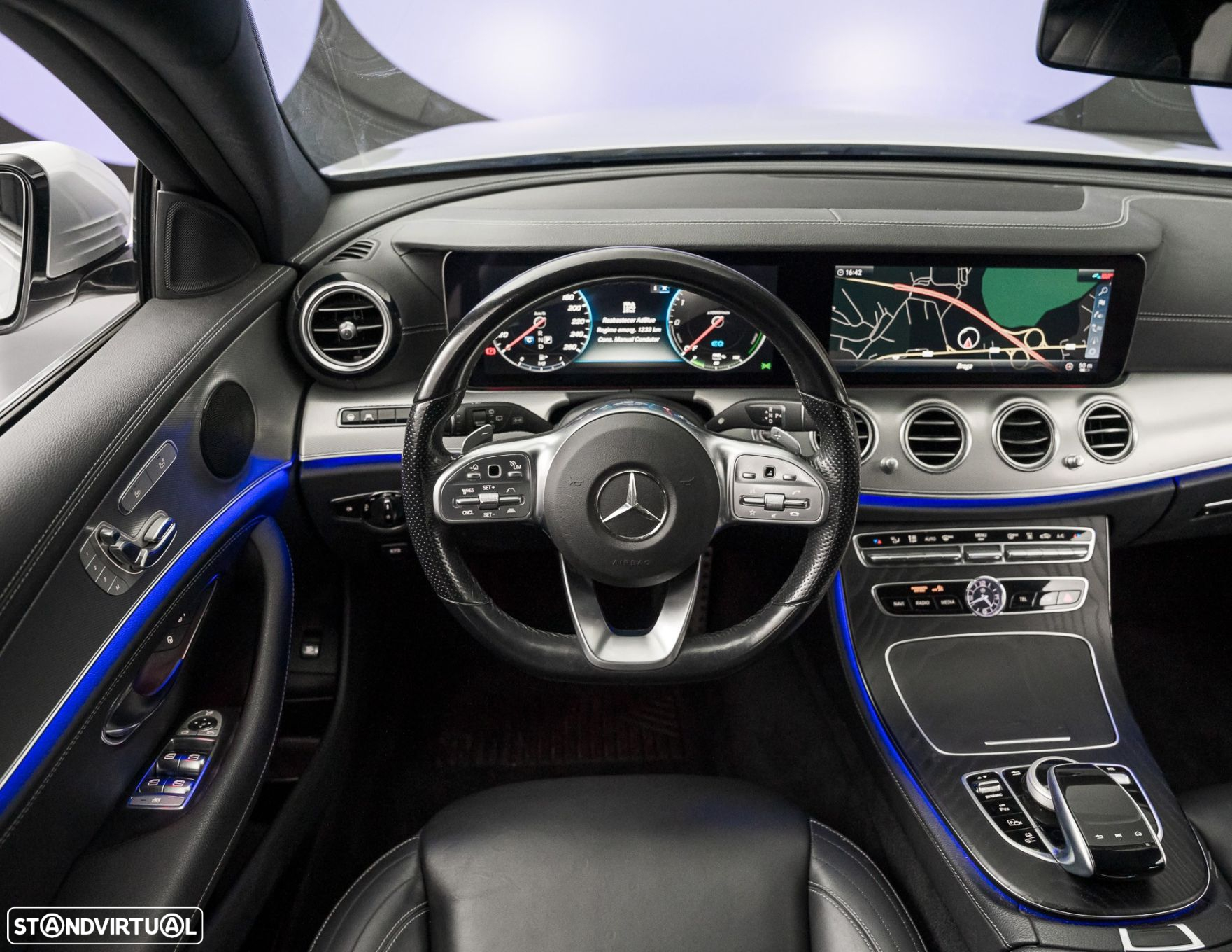 Mercedes-Benz E 300 de AMG Line - 17