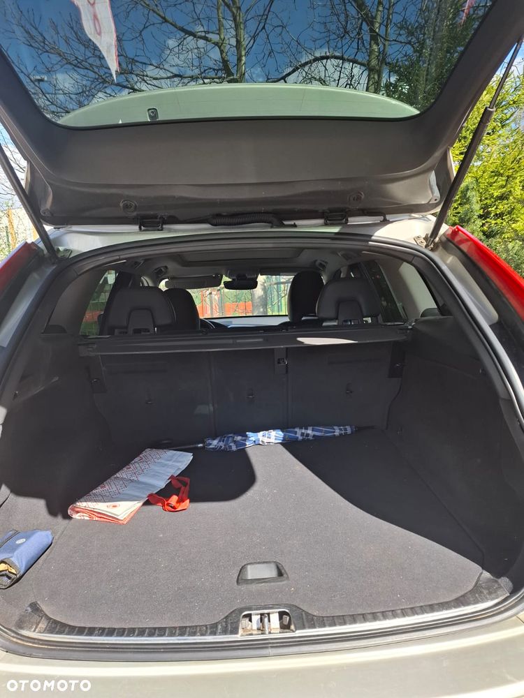 Volvo XC 60 T5 Geartronic Momentum - 6