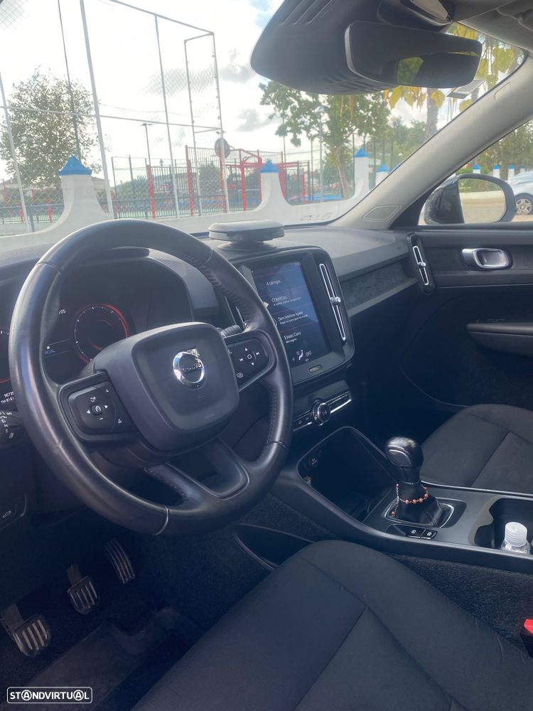 Volvo XC 40 - 18
