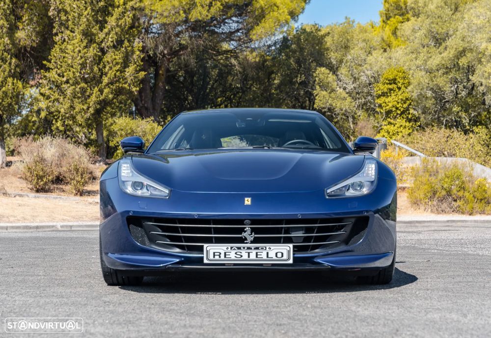 Ferrari GTC4 Lusso - 2