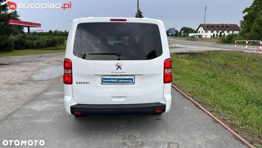 Peugeot Traveller 2019