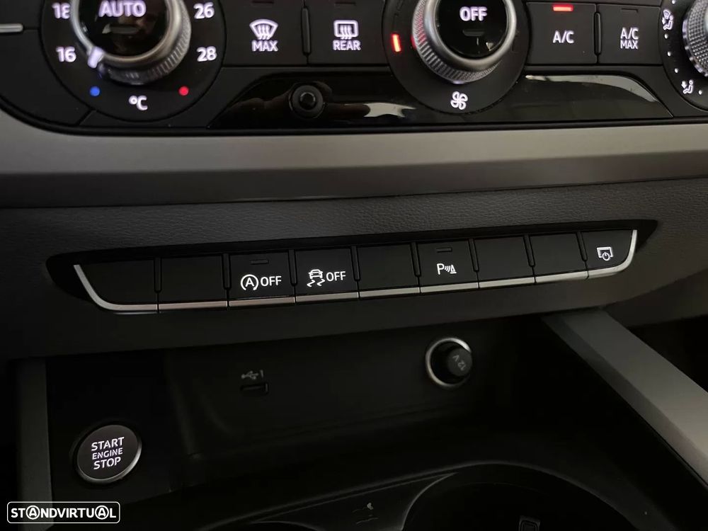 Audi A4 Avant 30 TDI Advanced S tronic - 29