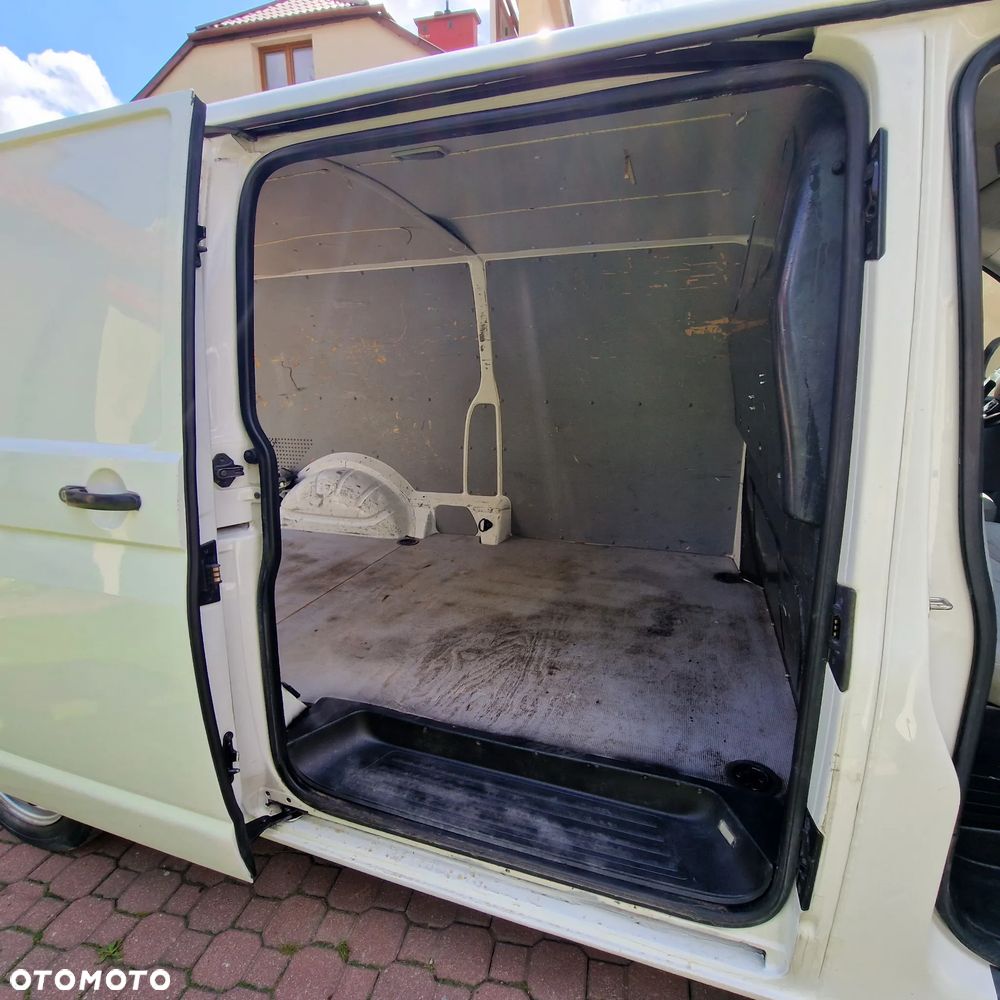 Volkswagen T5 - 11
