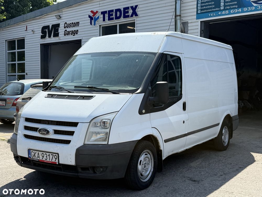 Ford Transit - 1